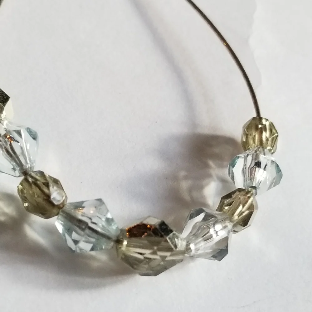 Relisted -Sparkly teardrop earrings silver tone - Picture 7 of 10